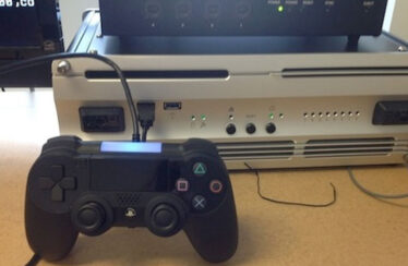 PlayStation 4 mando