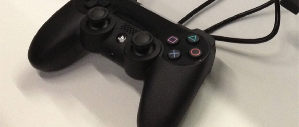 PlayStation 4 mando táctil