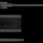 El kit de carga y juega y el headset oficial de Xbox One se muestran en imágenes