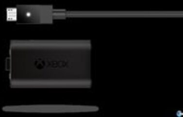 El kit de carga y juega y el headset oficial de Xbox One se muestran en imágenes