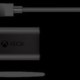 El kit de carga y juega y el headset oficial de Xbox One se muestran en imágenes