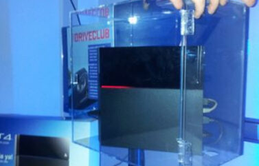 PlayStation 4 linea roja